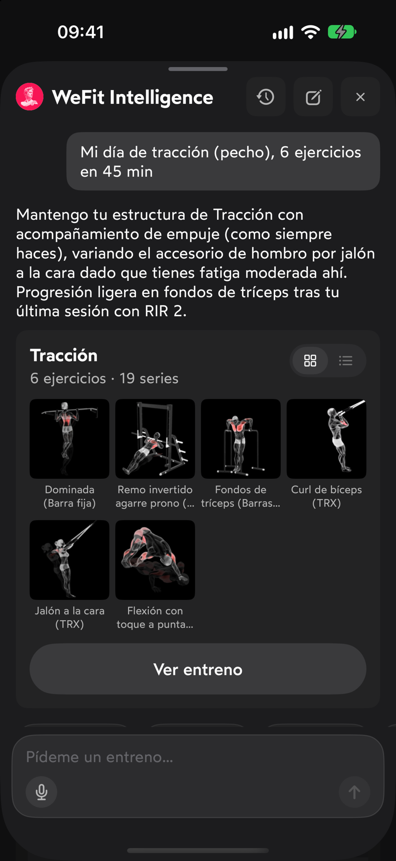 Propuesta de WeFit Intelligence con la tarjeta Tracción, seis ejercicios en rejilla, el botón Ver entreno y los chips de ajuste