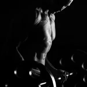 levantamiento-pesas-gimnasio